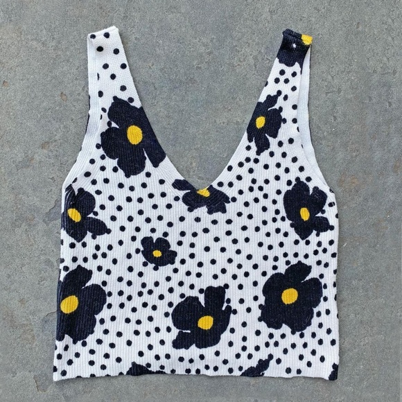 Urban Outfitters UO Floral Polka Dot Cropped Knit Tank Top - Picture 2 of 4